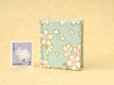 画像2: 日本国憲法豆本（あさぎ桜花）
