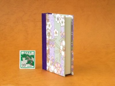 画像4: 和紙表紙の小倉百人一首豆本（深紫桜）