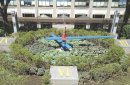 画像: ◎宮城県庁前の　”花時計”　ベゴニア→ハボタンに⇔　もう東北は冬支度？