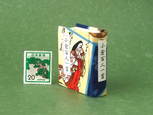 画像3: 【丸背】小倉百人一首豆本(くもかくれにし-青）